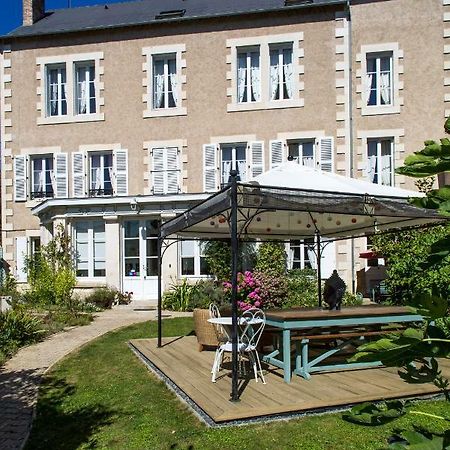 La Brasserie Chambre D'Hotes De Delphine Saulge Екстер'єр фото