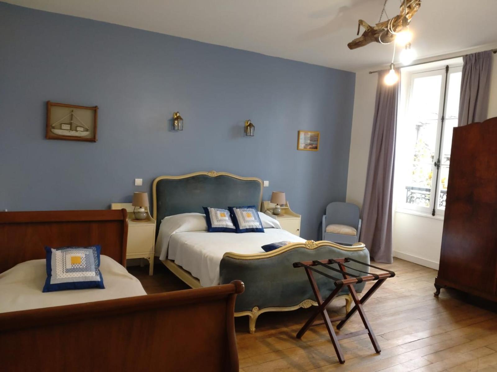 La Brasserie Chambre D'Hotes De Delphine Saulge Екстер'єр фото