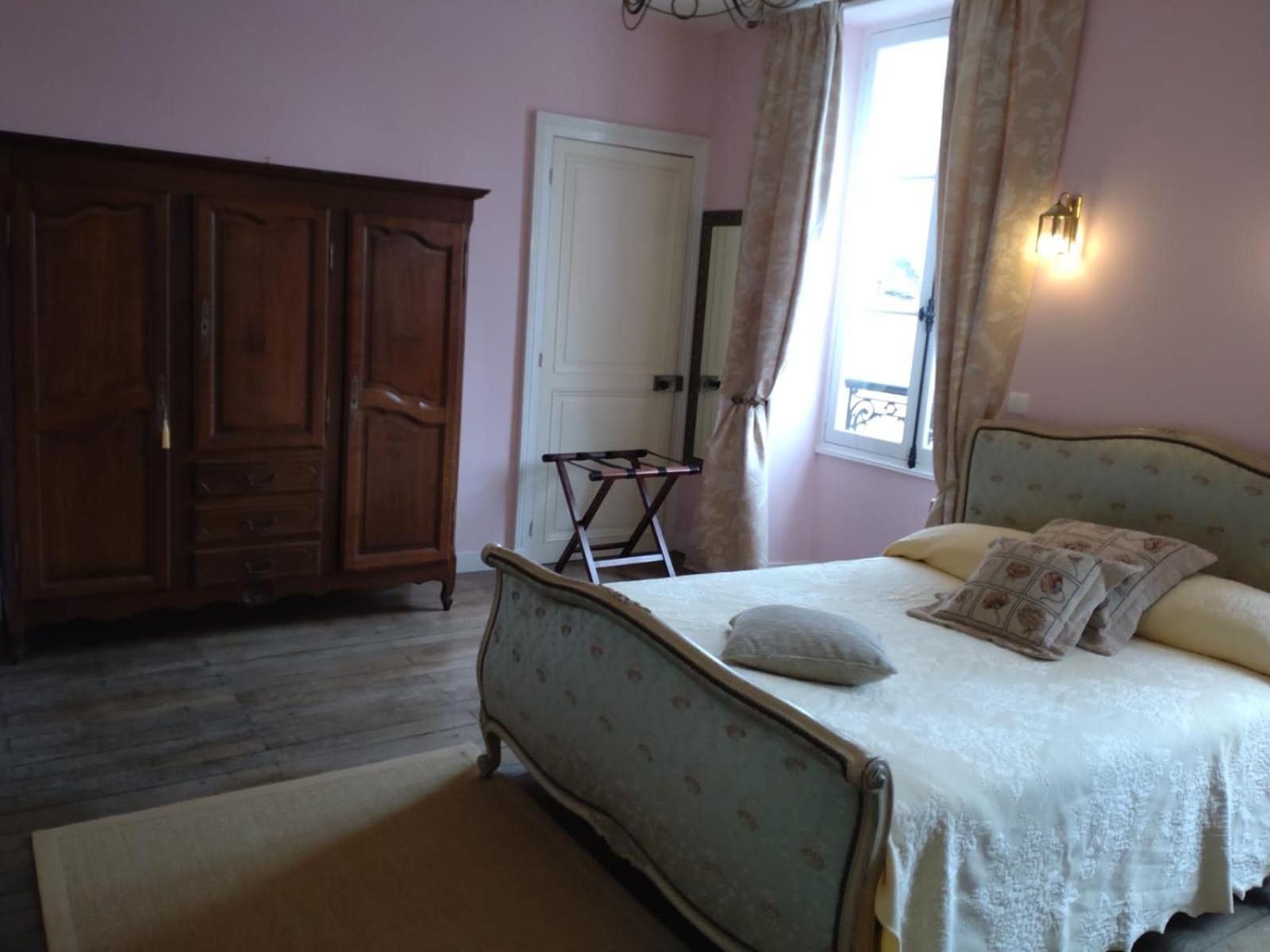 La Brasserie Chambre D'Hotes De Delphine Saulge Екстер'єр фото