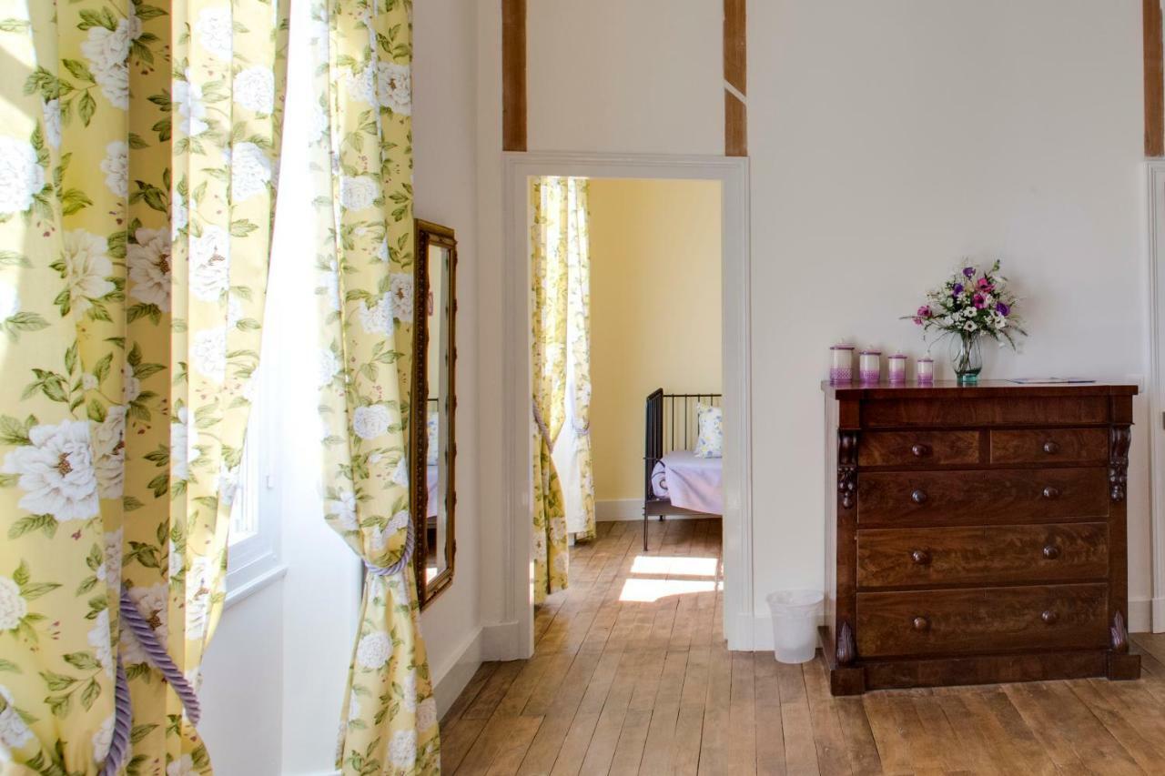 La Brasserie Chambre D'Hotes De Delphine Saulge Екстер'єр фото